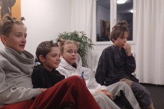 J_20240215_193917.jpg_compressed